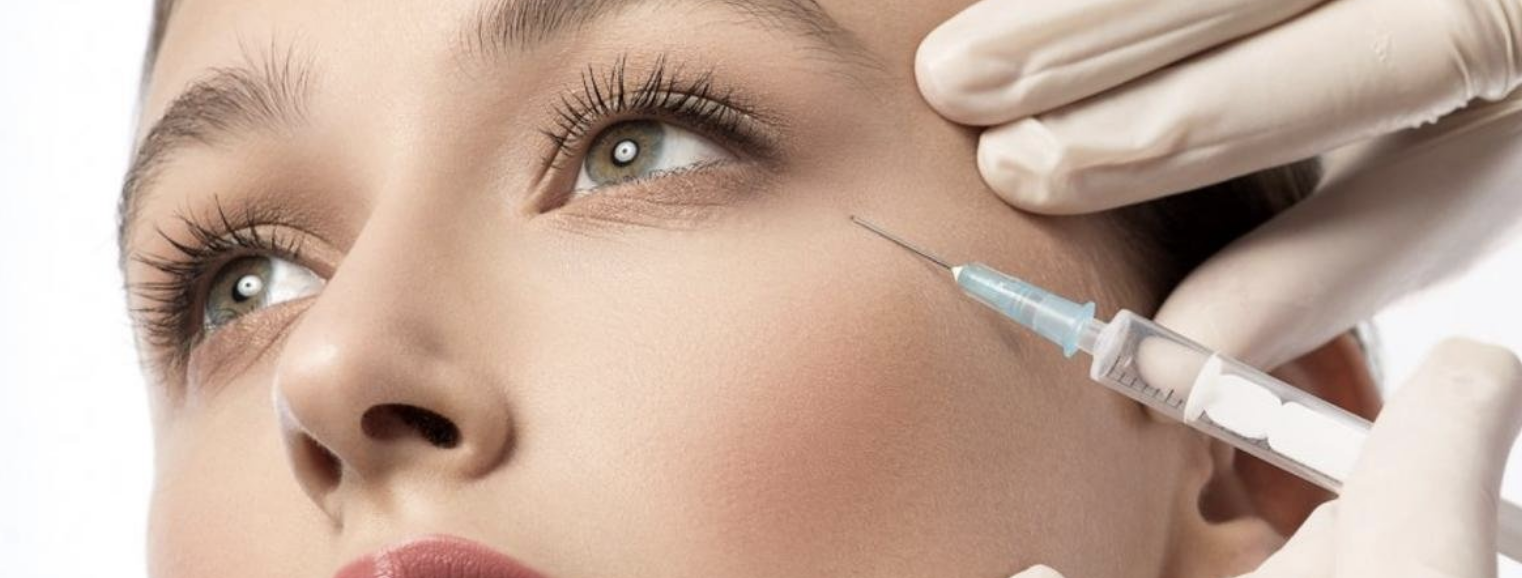 أجرت عمليات تجميل لمشاهير.. مهندسة مصرية تفجر جدلاً