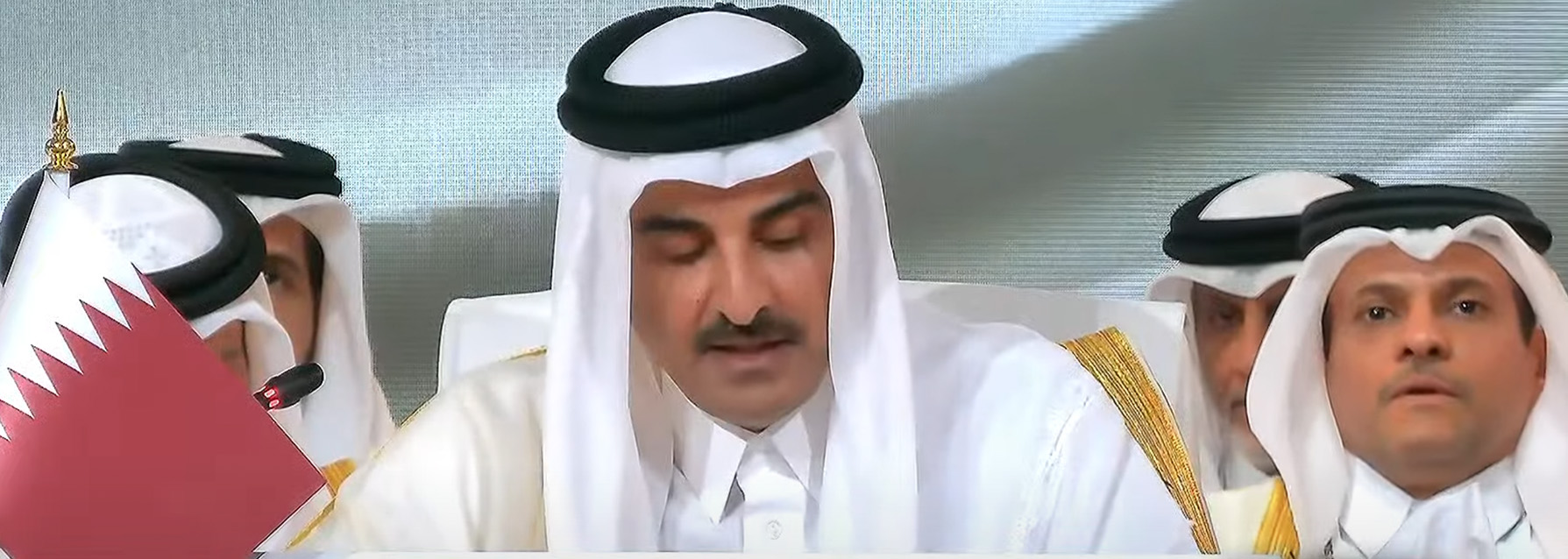 أمير قطر: ما يجري في قطاع غزة عمليات إبادة جماعية