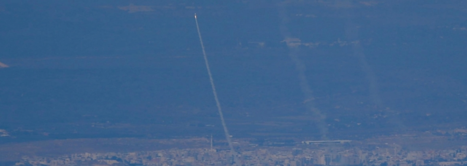 الإسعاف الإسرائيلي: قتيلان جراء سقوط صواريخ على المناطق الشرقية لخليج حيفا