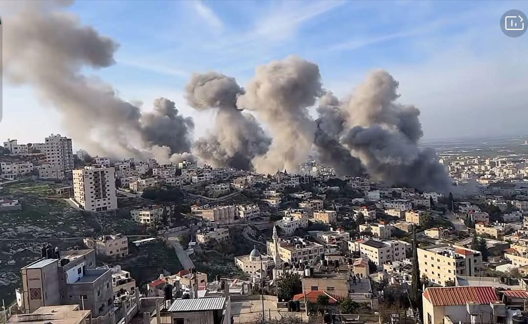 الاحتلال يفجر عددا من المنازل في مخيم جنين