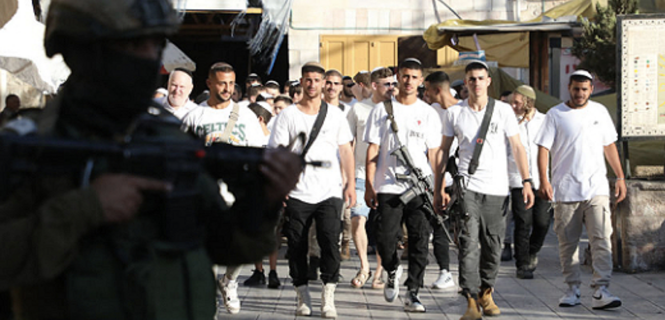 القناة ١٢ الإسرائيلية: طعن شخص في كيبوتس جان نير وفرار المنفذ والسلطات تطلب من السكان التزام منازلهم