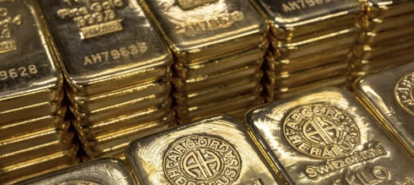 تراجع سعر الذهب في مصر اليوم السبت 15 فبراير 2025