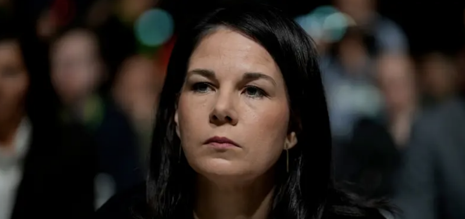 صدمة وخجل.. وزيرة خارجية ألمانيا تكشف عن تعرضها للتحرش