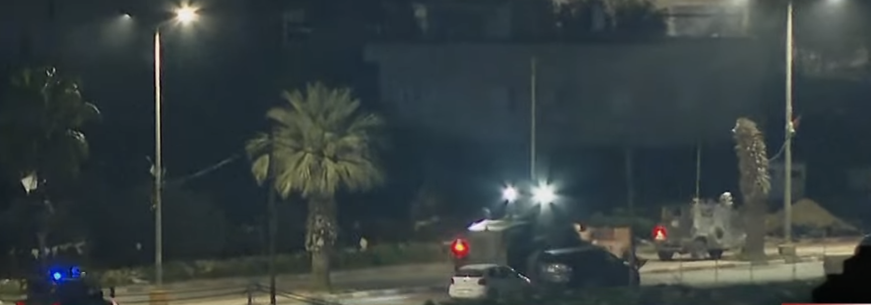 قوات الاحتلال تقتحم بلدة بيتونيا قرب سجن عوفر غربي رام الله لقمع أي مراسم لاستقبال الأسرى