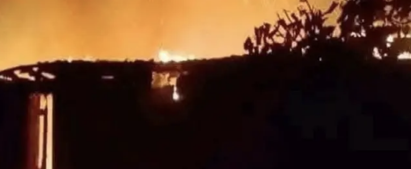 بعد "الجن".. زلزال أشعل حرائق ليبيا وتصريح غريب يثير جدلاً