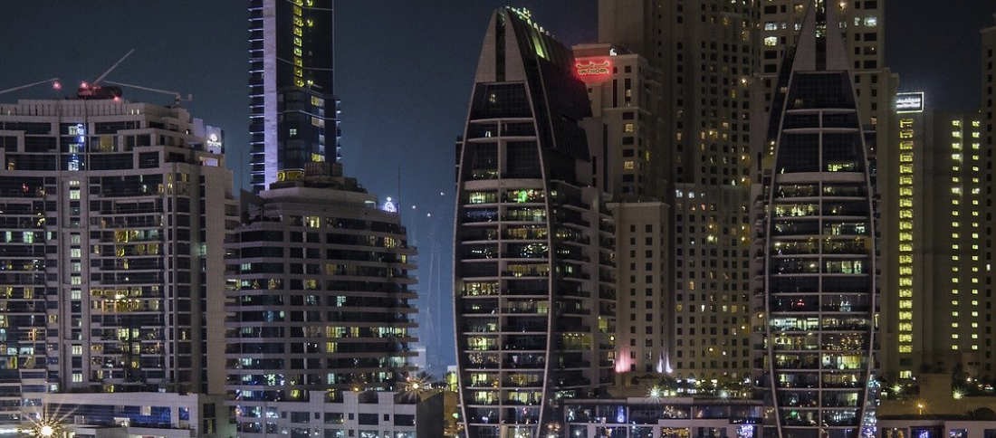 الإمارات تتفوق على قوى عالمية في مؤشر السعادة 2025