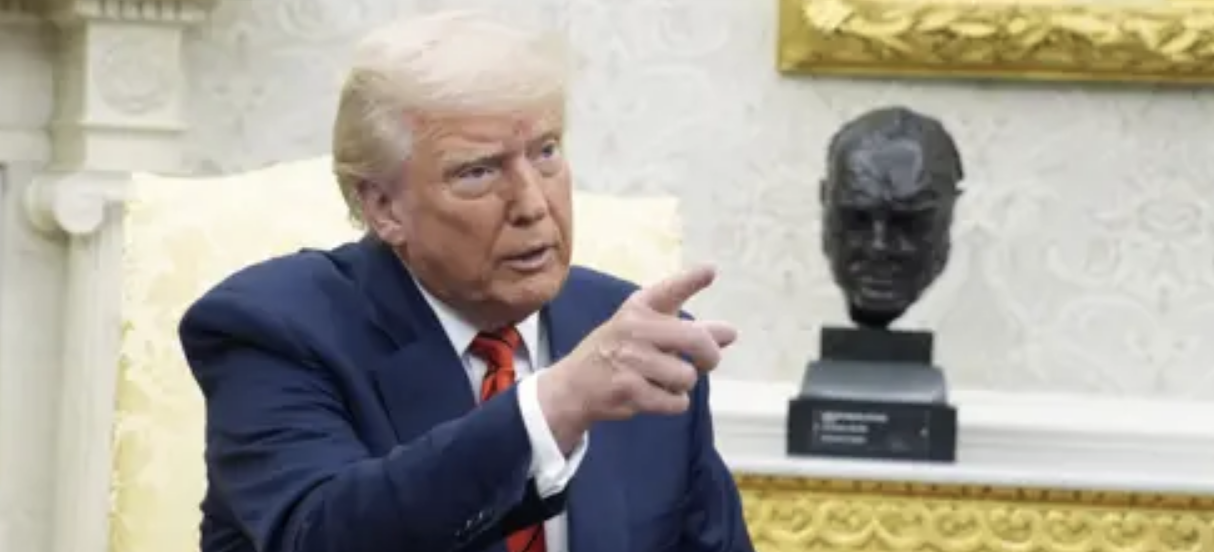 ترمب: صحيفة نيويورك تايمز الفاشلة زعمت زورا أن ماسك سيذهب للبنتاغون لتلقي إحاطة بشأن حرب محتملة مع الصين