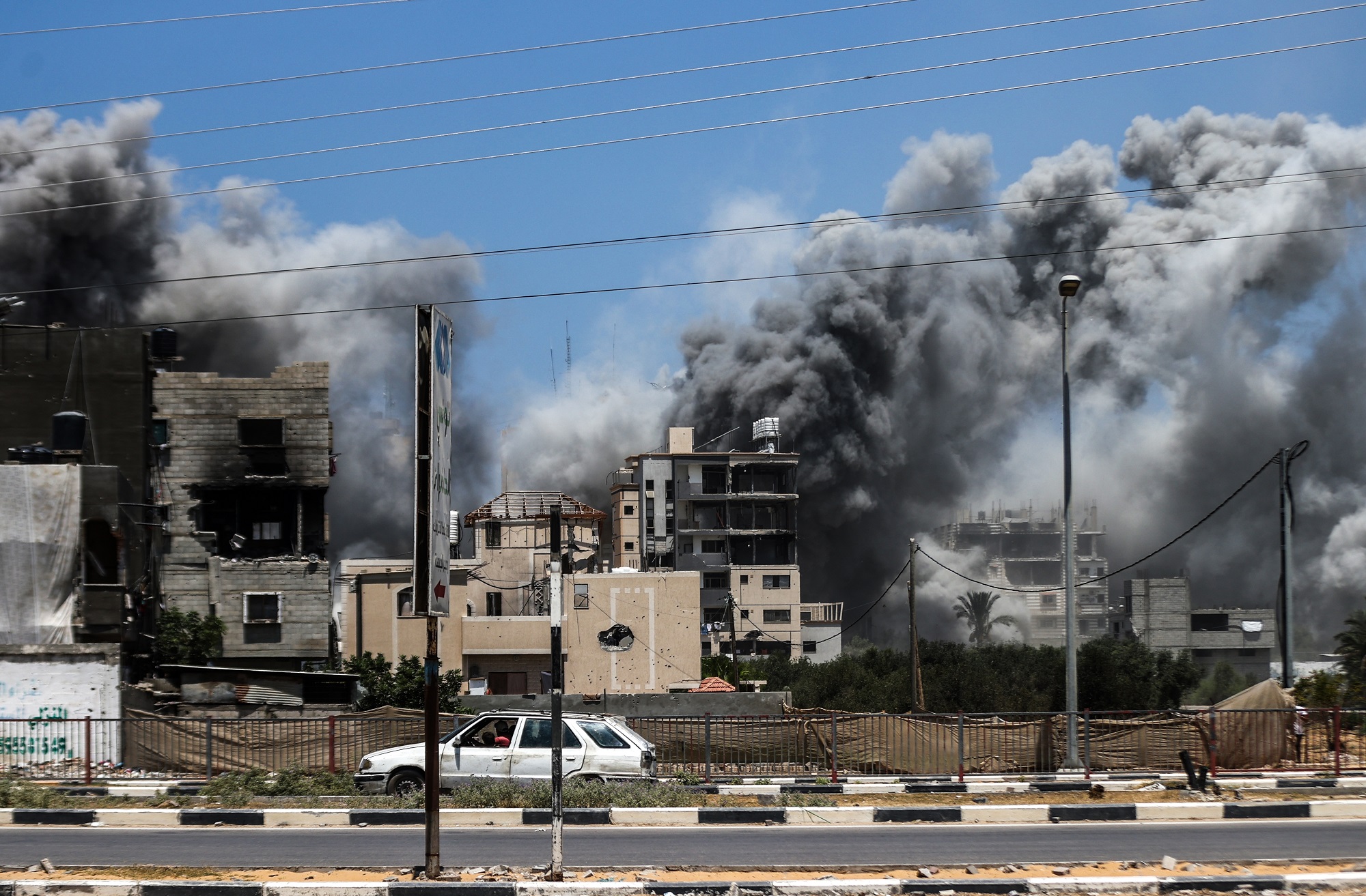 56 شهيدا منذ فجر السبت في قصف الاحتلال مناطق متفرقة من قطاع غزة