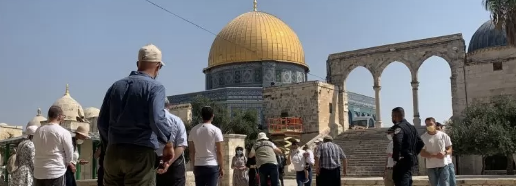 مستعمرون يقتحمون المسجد الأقصى المبارك