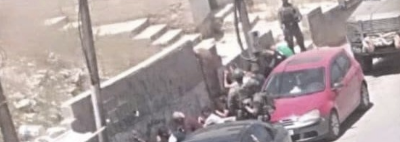 الاحتلال يواصل اقتحام بروقين وكفر الديك غرب سلفيت ويحتجزا عددا من الشبان