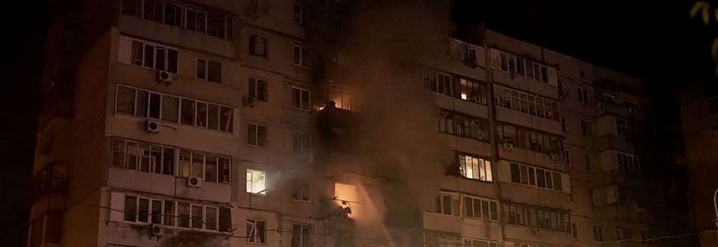 14 صاروخا باليستيا و250 مسيرة.. كييف تحت قصف روسي "هائل"