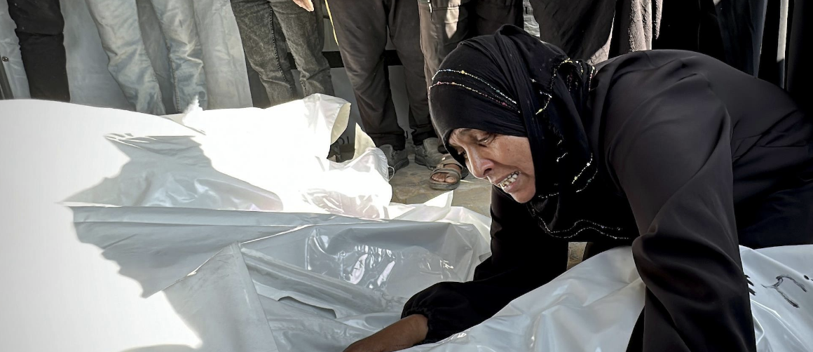خمسة شهداء في قصف للاحتلال على غزة وخان يونس