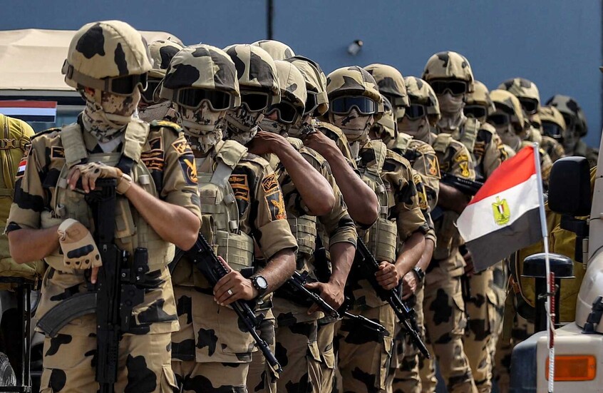 أسلحة وذخائر ومعدات متطورة .. الجيش المصري يحبط مخططا كبيرا