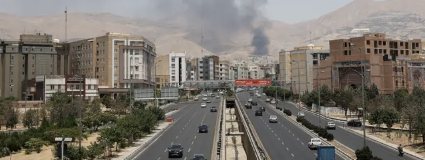 ترامب يعقد ثالث اجتماع بغرفة العمليات