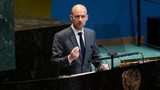 فرنسا : انقذنا حل الدولتين