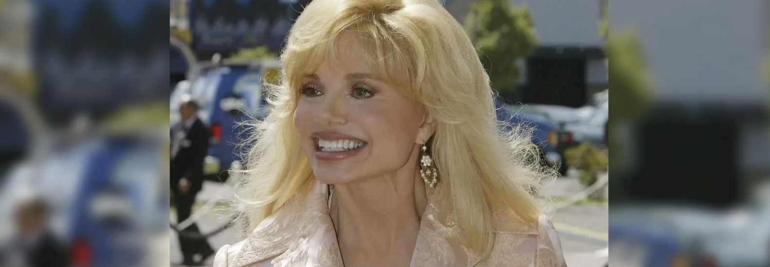 وفاة الممثلة الأميركية لوني أندرسون عن عمر ناهز 79 عاما