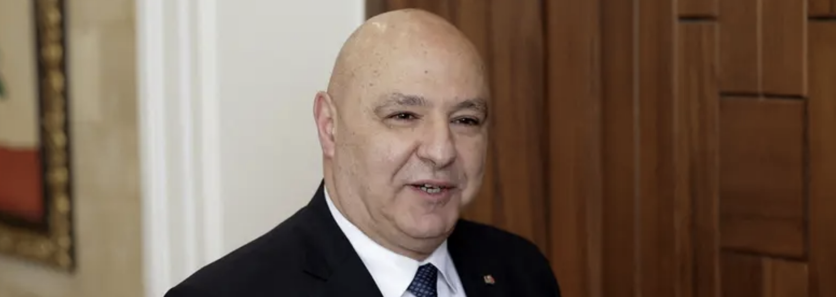 الرئيس اللبناني: يجب ربط لبنان بمحيطه الإقليمي