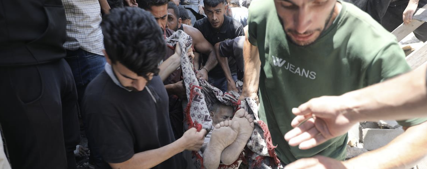 7 شهداء في استهداف الاحتلال المواطنين وسط قطاع غزة