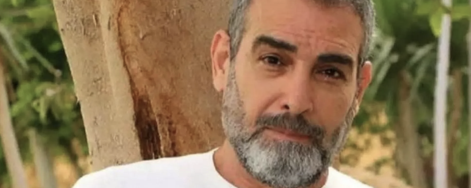 أحمد عبد العزيز يرد على "لقطة التجاهل": لم أنتبه للشاب