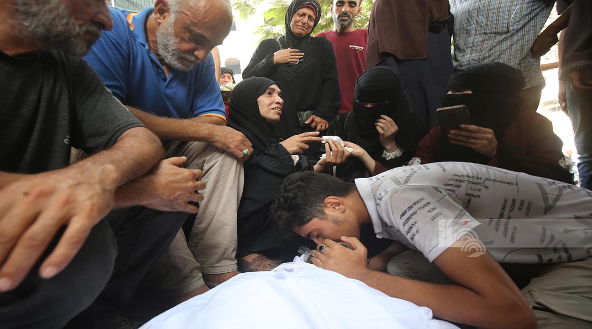 5 شهداء و10 جرحى من منتظري المساعدات برصاص الاحتلال وسط غزه