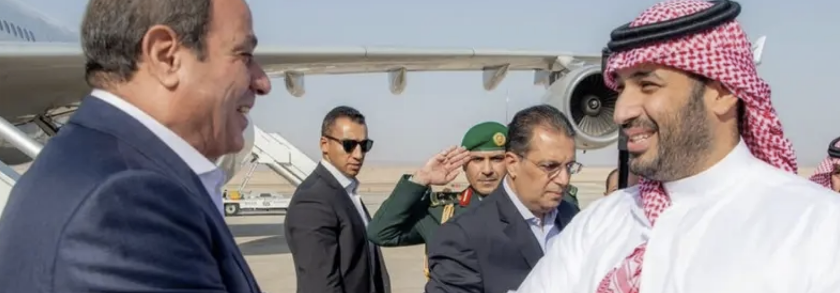 محمد بن سلمان يستقبل السيسي في نيوم