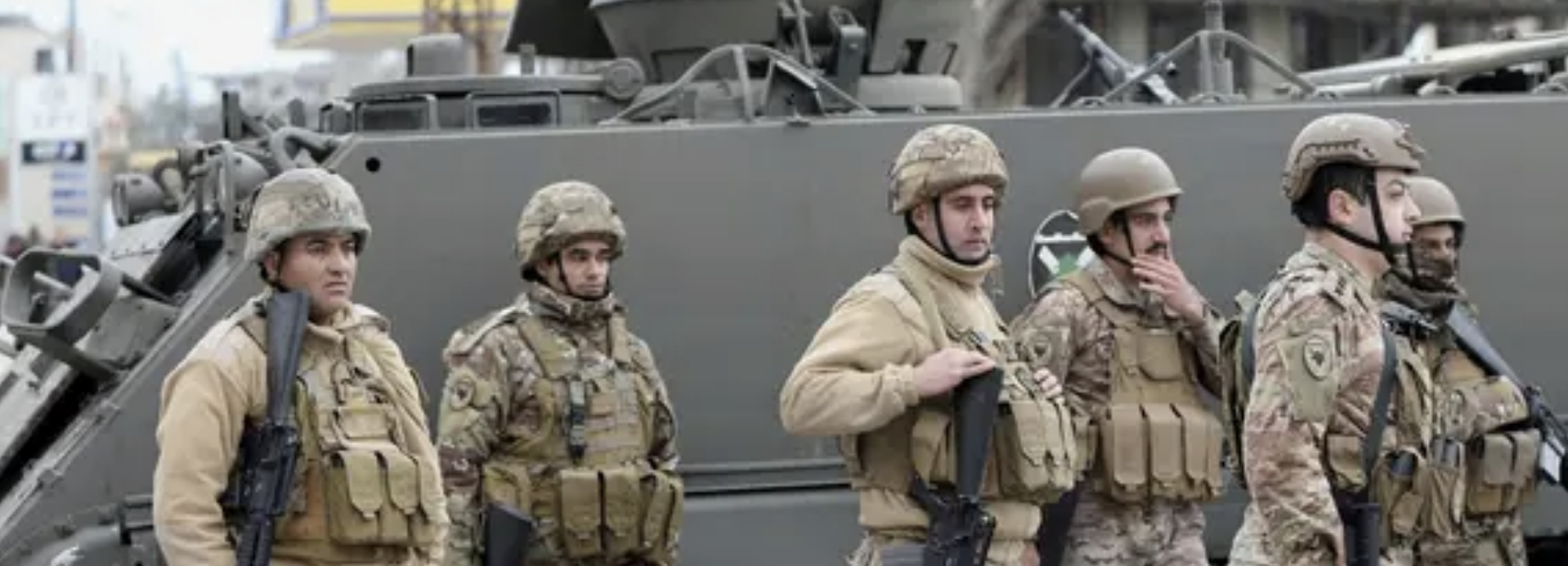 الجيش اللبناني: تسلمنا كمية من السلاح الفلسطيني