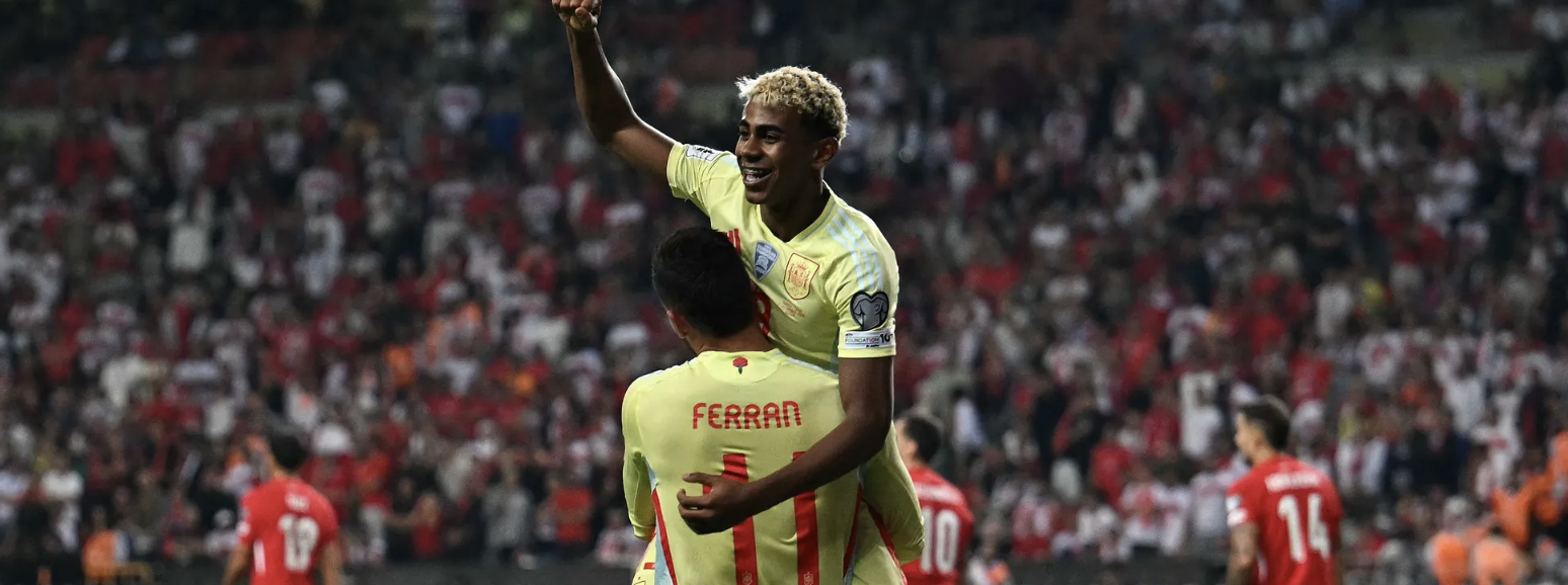 تركيا تنهار في ملعبها أمام إسبانيا.. ويامال يتفوق على غولر