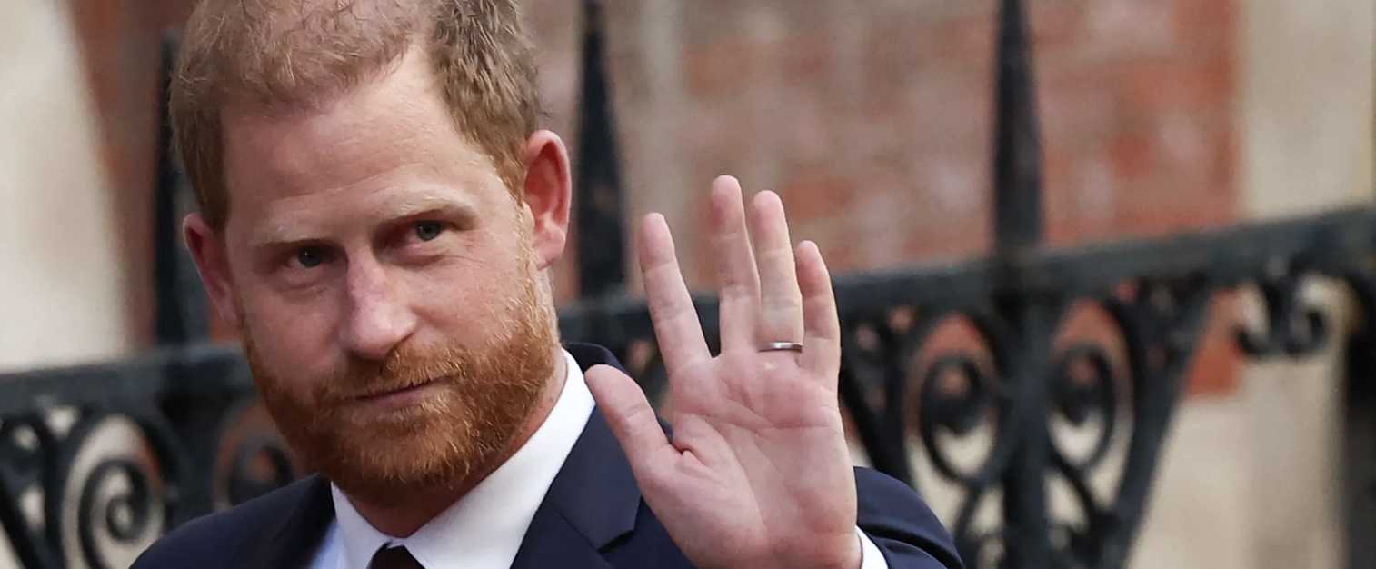 "الشاي" يجمع الملك تشارلز بابنه هاري.. وينهي جفاء 20 شهرا