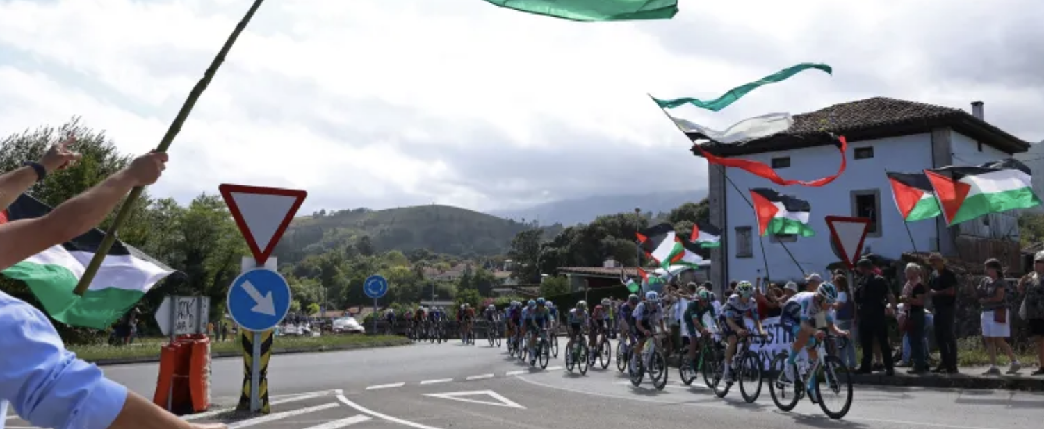 تعزيزات أمنية استثنائية بطواف إسبانيا بسبب الاحتجاجات المؤيدة للفلسطينيين