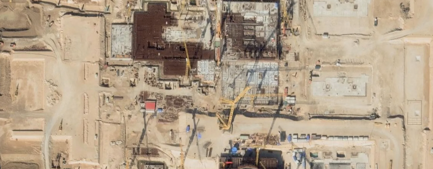 روسيا وإيران توقعان اتفاقات لبناء 8 محطات نووية