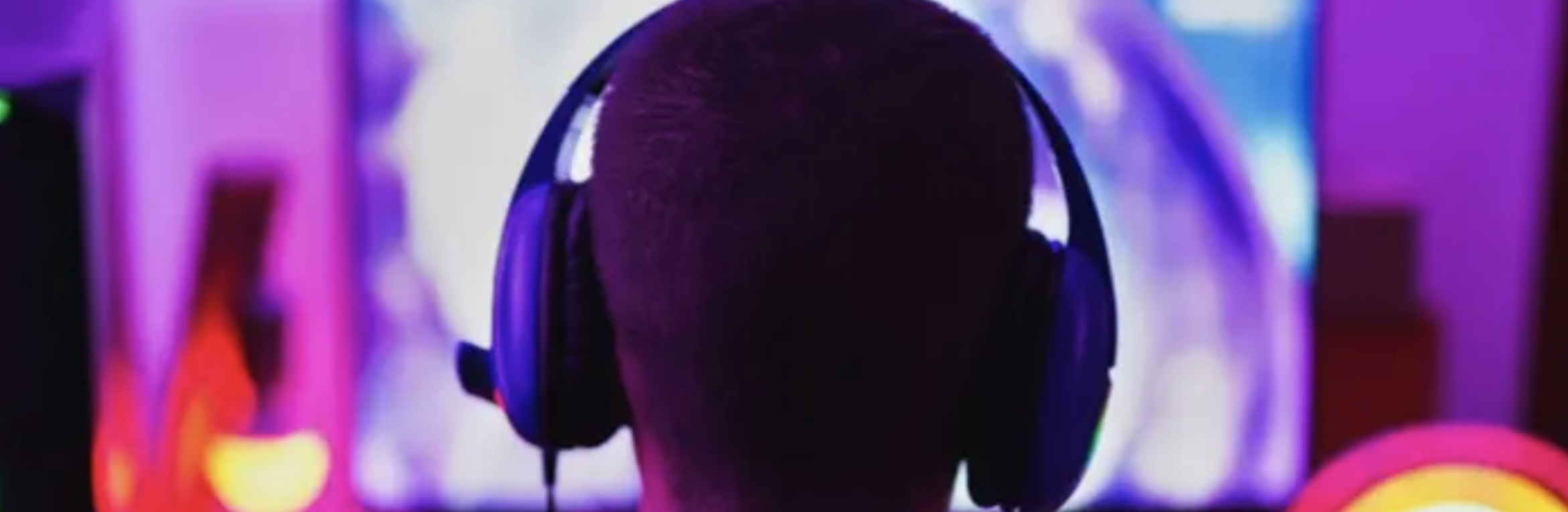 من اللعب إلى التطرف.. منصات الألعاب تحت مجهر واشنطن