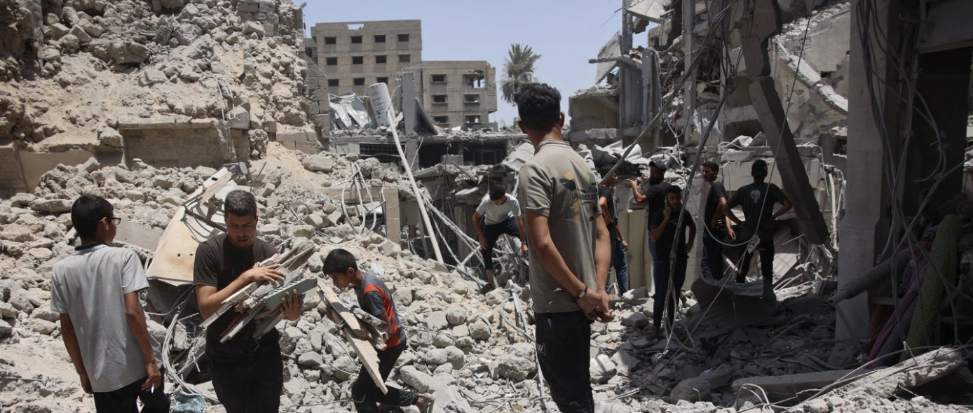 شهداء ومصابون في قصف الاحتلال المتواصل على قطاع غزة مع تواصل تفجير الأبراج  في تل الهوا