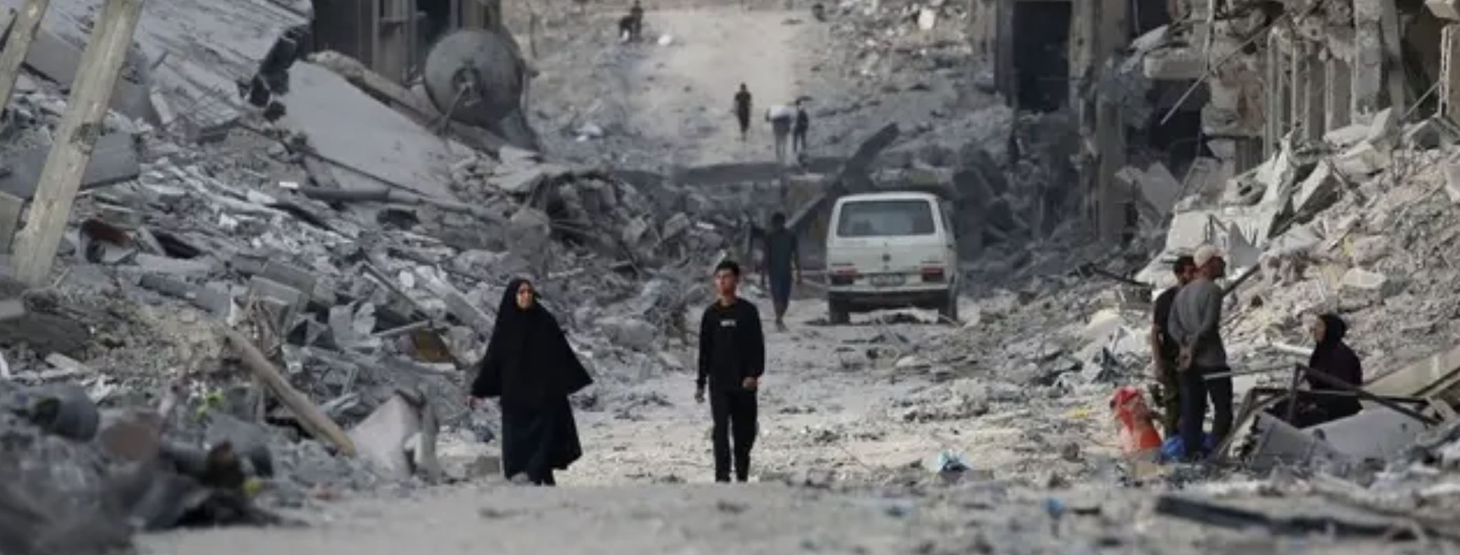 70 ألف طن من المتفجرات.. تحذير من الذخائر غير المنفجرة بغزة