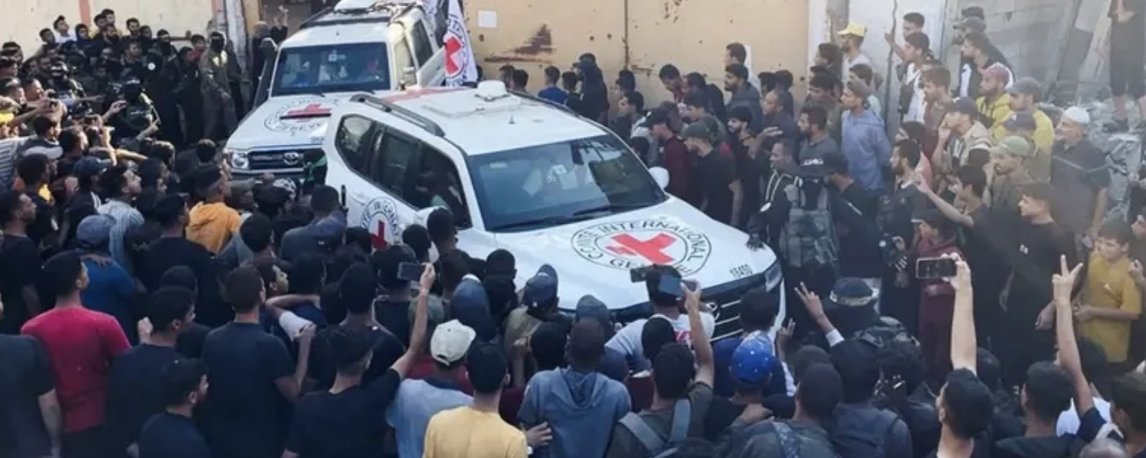 إسرائيل تؤكد التعرف على هوية رهينتين تسلمت جثتيهما الأربعاء