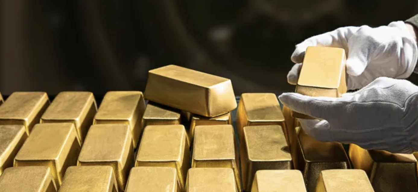 الذهب يرتفع من جديد بعد تراجعات قوية