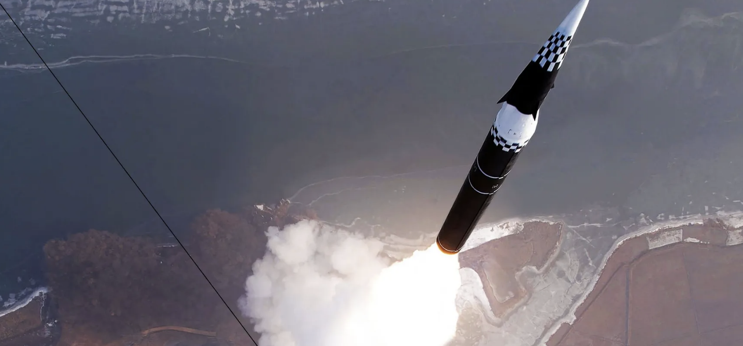 كوريا الشمالية تكشف عن سلاح "يفوق التوقعات".. يربك الجميع