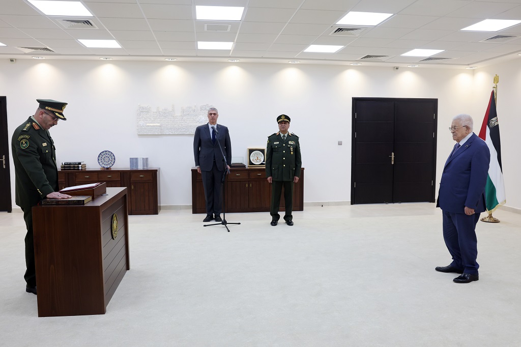 العميد خالد سبيتان يؤدي اليمين القانونية أمام الرئيس نائبا عاما عسكريا