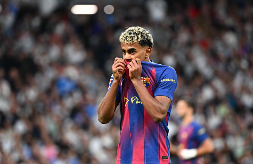 إصابة "صعبة العلاج" تكبح 50% من قدرات لامين جمال في الملعب