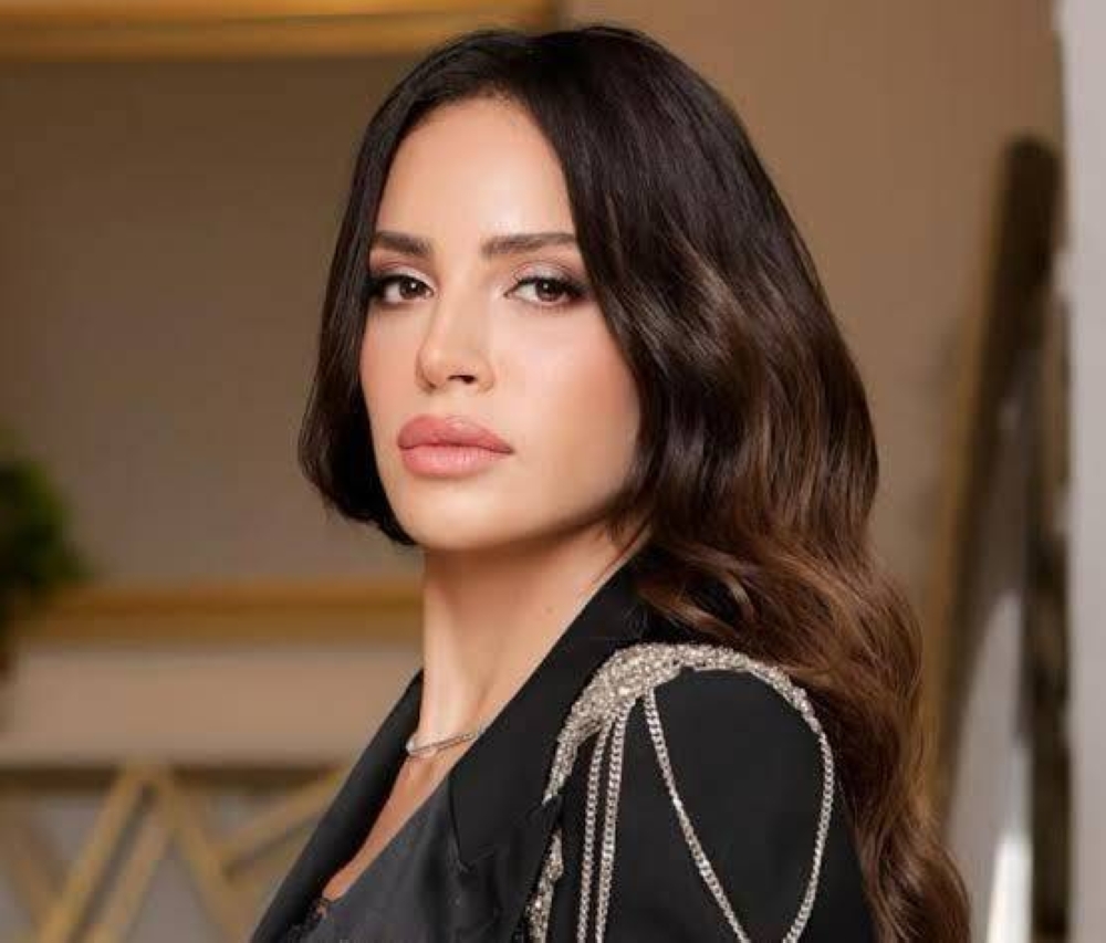 آمال ماهر ترد على شائعات الزواج بكلمات رومانسية