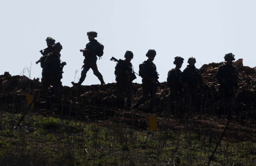 "رويترز": إسرائيل تضغط على الجيش اللبناني لتفتيش المنازل بحثا عن أسلحة "حزب الله"