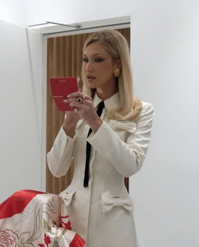 بيلا حديد تودّع الكويت برسالة حب مؤثرة