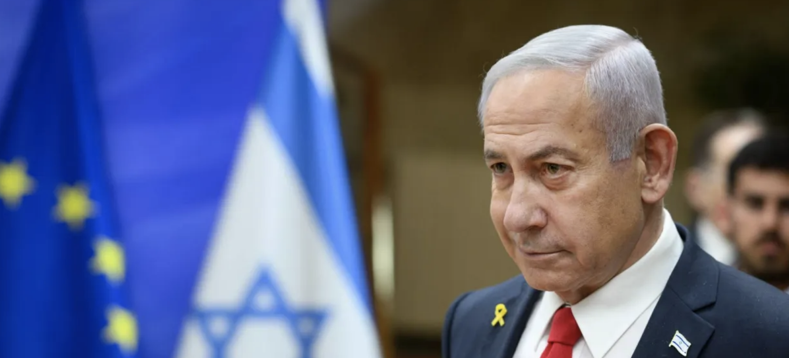 تقرير: "خطة سرية" تطبخ في الكواليس لإنقاذ نتنياهو