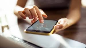 الهاتف الذكي يتحول إلى قرار خطِر