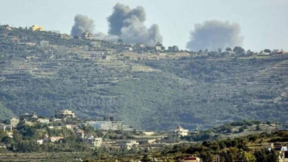 الاحتلال يشن عدة غارات على بلدات في جنوب لبنان