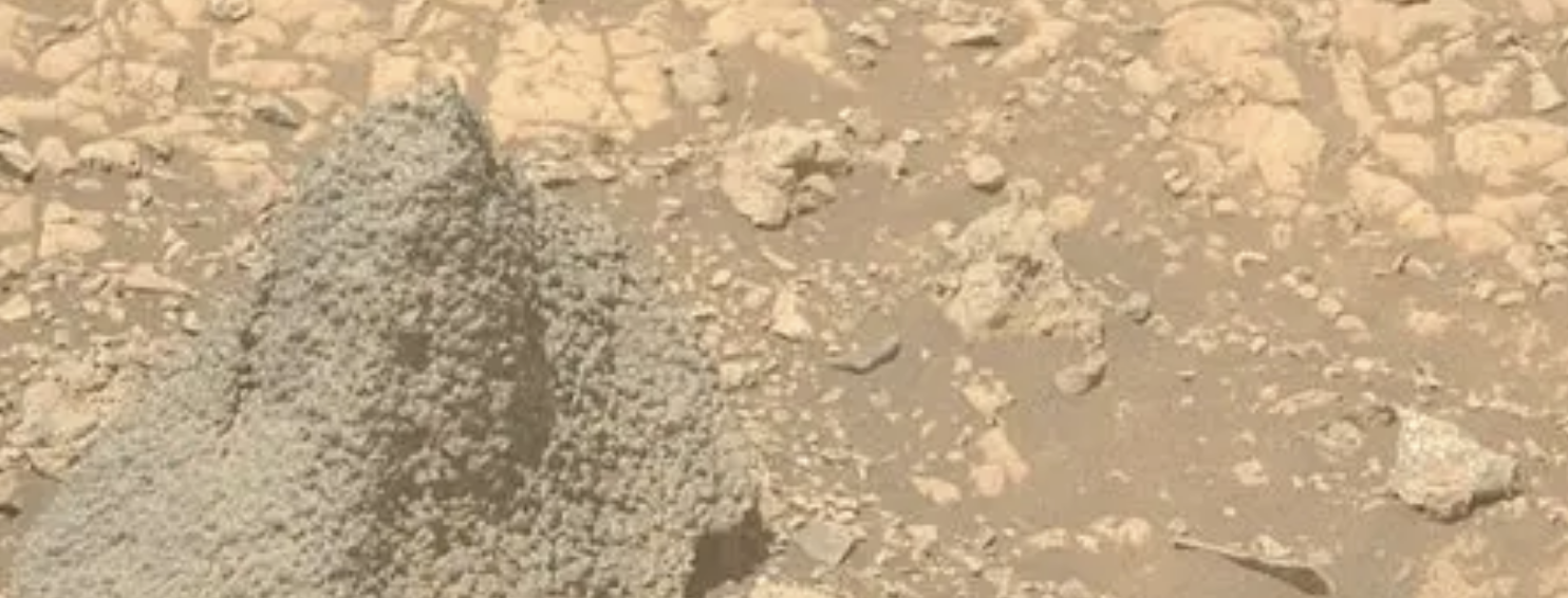 صخرة غامضة على المريخ تثير حيرة علماء ناسا.. ما القصة؟