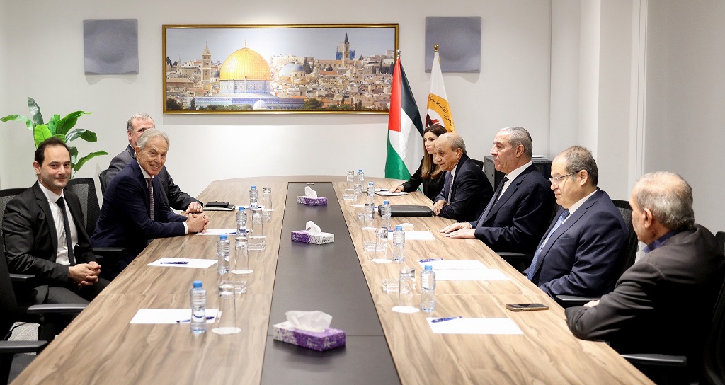 الشيخ يناقش مع بلير آخر التطورات بعد قرار مجلس الأمن الدولي