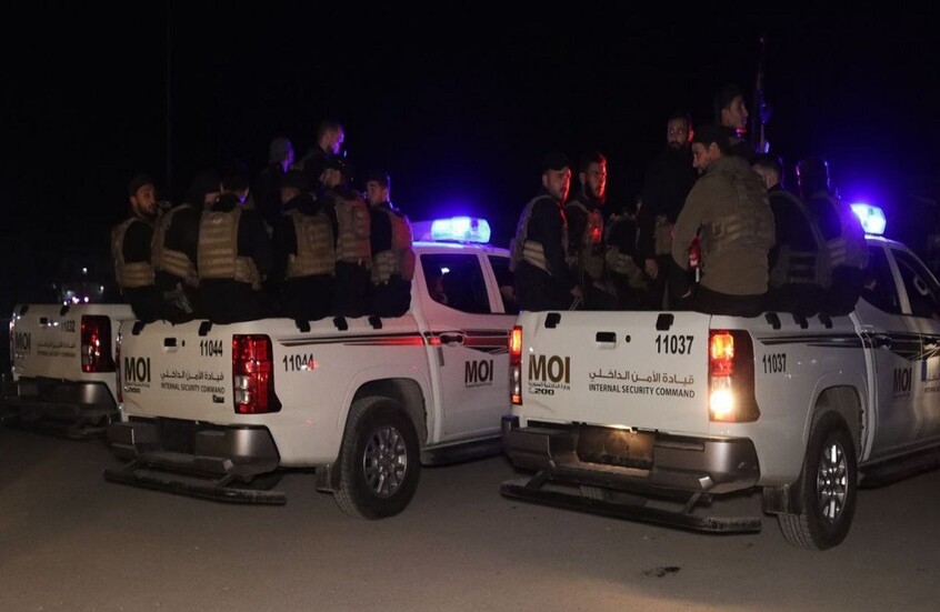 سوريا.. تمديد حظر التجول في أحياء حمص بعد توترات طائفية وأعمال عنف