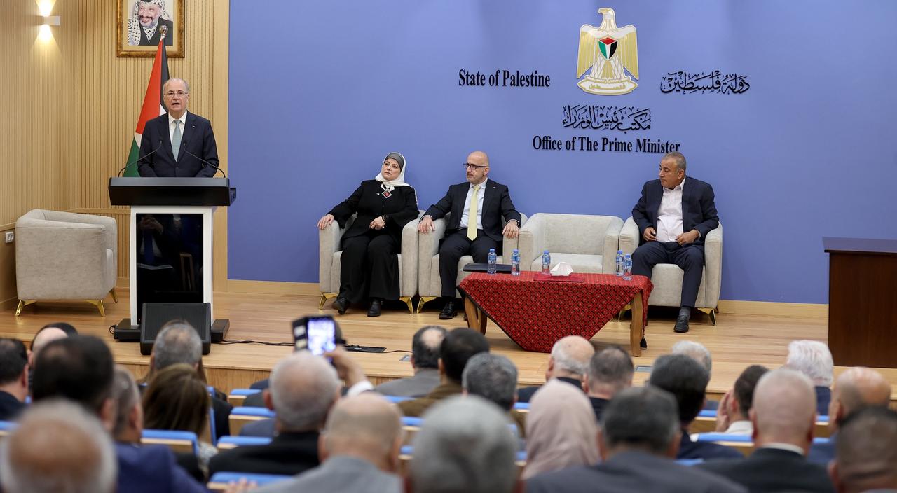 الحكومة تعتمد أكثر من 210 مشاريع تنموية بقيمة تقارب 72 مليون دولار