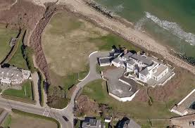 تايلور تختار قصرها الفاخر لحفل الزفاف 1