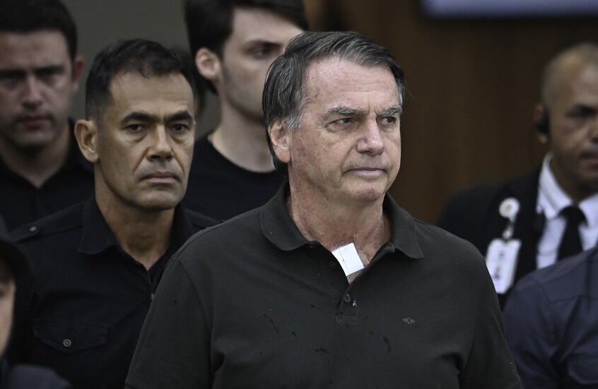 رئيس البرازيل السابق بولسونارو يبدأ تنفيذ حكم بالسجن 27 عاما